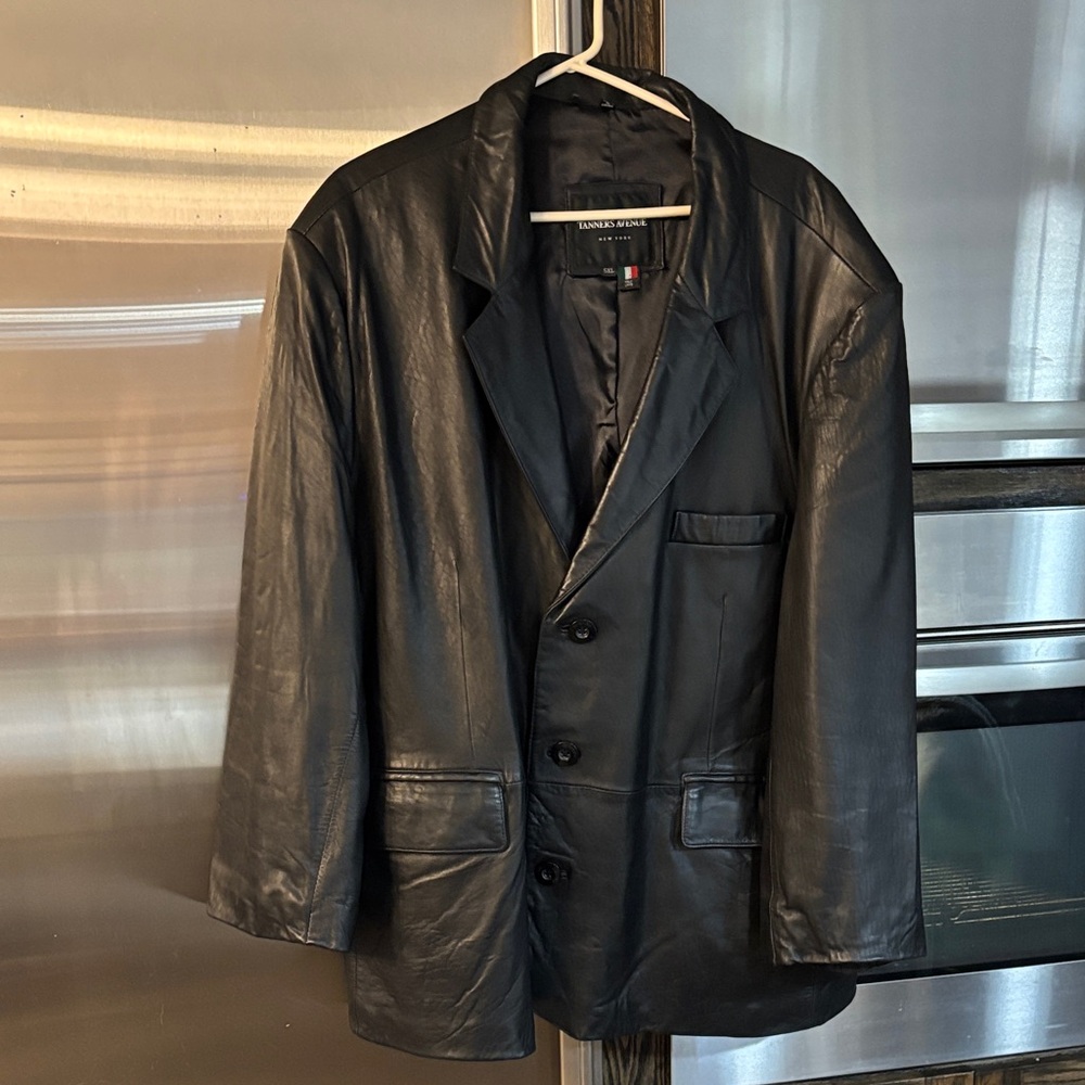 Men's Black Leather Jacket